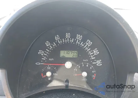 2000 Volkswagen New Beetle Glx из США, поврежденный, VIN 3VWDD21C5YM478415